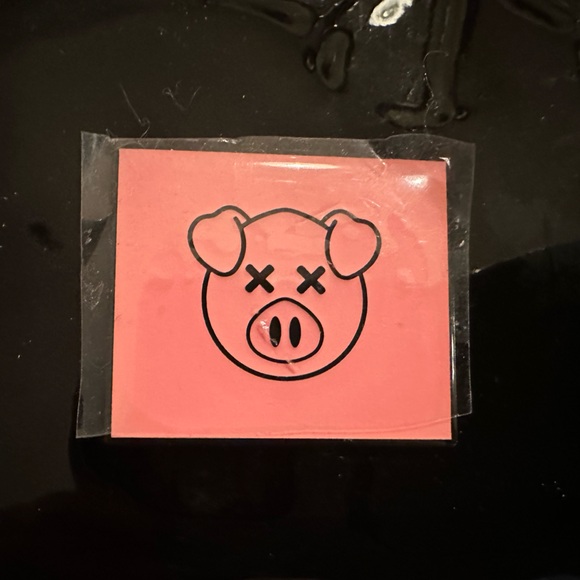 JEFFREE STAR X SHANE DAWSON NWT LIMITED EDITION PIG BLACK/PINK COSMETIC BAG - Picture 5 of 11